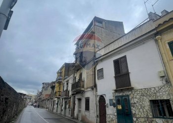 Edificio all\'aperto - Semi-detached house Via Umberto Maddalena
68, Palermo - photo 2