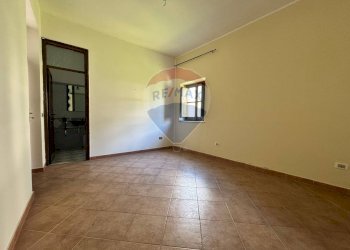 Stanza vuota - Semi-detached house Via Umberto Maddalena
68, Palermo - photo 11