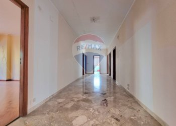 Hall / corridoio - Apartment Largo Val Di Mazara
 
2, Palermo - photo 10