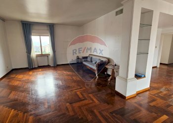 Salone - Appartamento Via Emilia
 
11, Palermo - foto 9