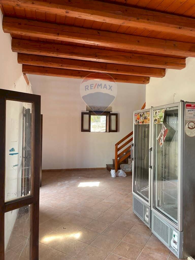 Stanza vuota - Commercial Premises Via Angelo Morello
 
snc, Carini - photo 3