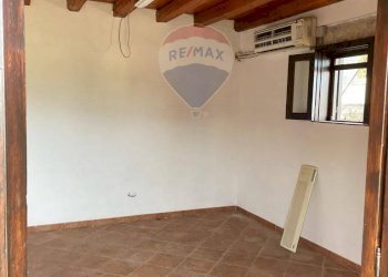 Stanza vuota - Commercial Premises Via Angelo Morello
 
snc, Carini - photo 7