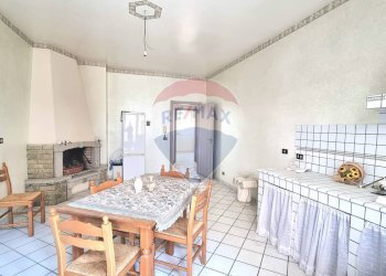Sala da pranzo - Appartamento VIA FRANCESCO LO GRECO
 
43, Belmonte Mezzagno - foto 24