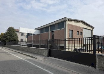 Foto 1 - Capannone Via Gramsci
 
27, Opera - foto 1