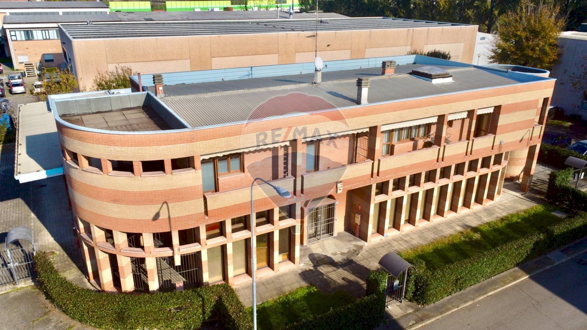 Edificio all\'aperto - Office Via Ernesto Spallanzani
 
3, Reggio nell'Emilia - photo 1