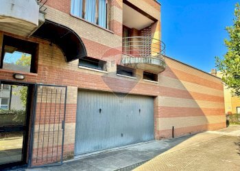 Edificio all\'aperto - Office Via Ernesto Spallanzani
3, Reggio nell'Emilia - photo 11