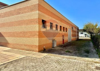 Edificio all\'aperto - Office Via Ernesto Spallanzani
3, Reggio nell'Emilia - photo 13