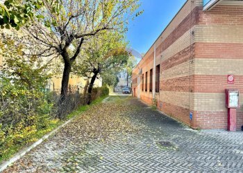 Edificio all\'aperto - Office Via Ernesto Spallanzani
3, Reggio nell'Emilia - photo 14
