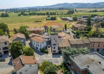 Vista delle montagne - Independent house via Angelo Secchi
 
19, Bibbiano - photo 3