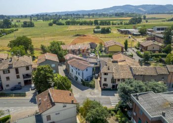 Vista delle montagne - Independent house via Angelo Secchi
 
19, Bibbiano - photo 10