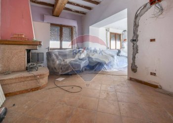 Soggiorno - Independent house via Angelo Secchi
 
19, Bibbiano - photo 12