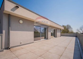Terrazza - Stabile - Palazzo Via Cavour
 
80, Cavezzo - foto 29