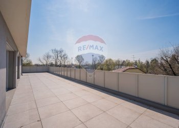 Terrazza - Stabile - Palazzo Via Cavour
 
80, Cavezzo - foto 30