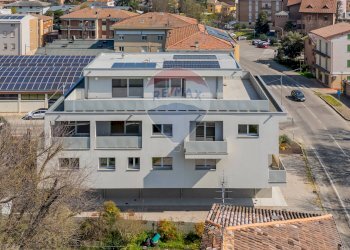 Edificio all\'aperto - Appartamento Cavezzo - foto 2