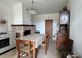 Foto 2 - Casa indipendente Contrada Costa, Serravalle di Chienti - foto 2