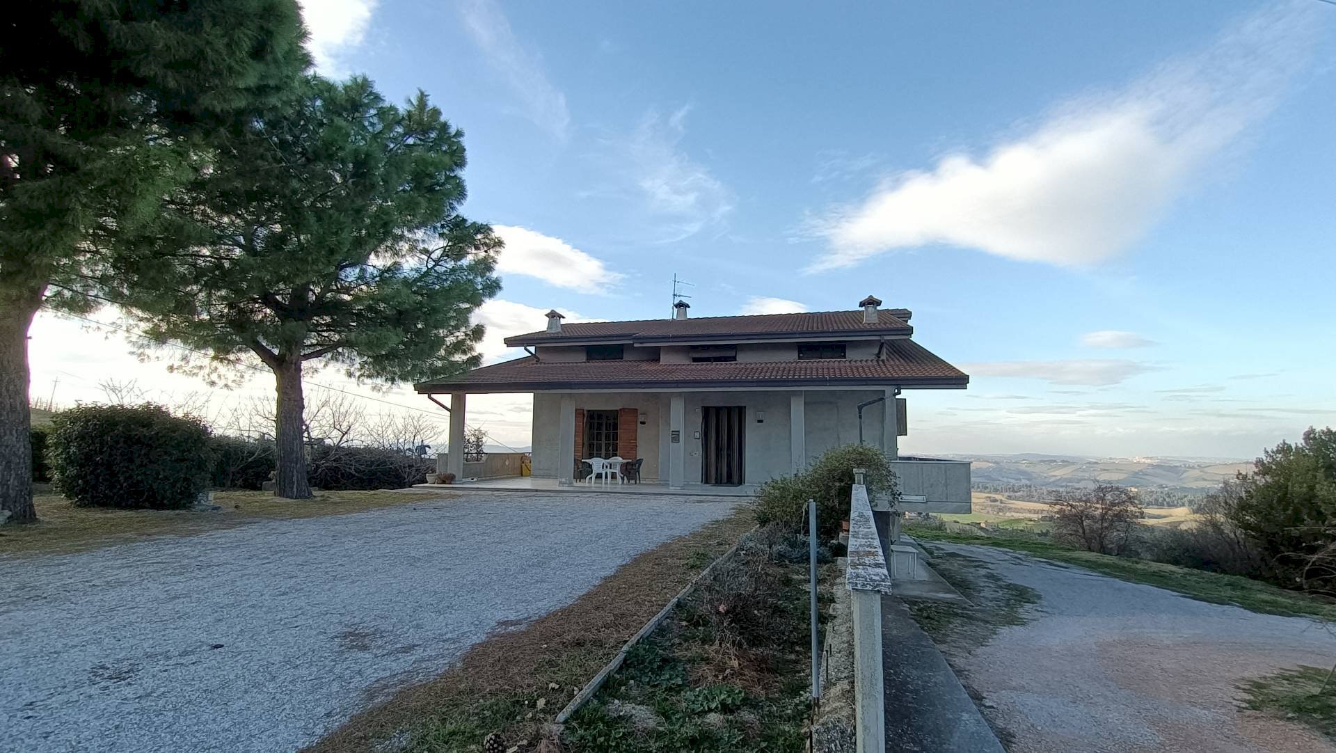 Foto 1 - Independent house Contrada Lago-Cancello, Monterubbiano - photo 1