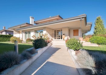 Foto 1 - Casa indipendente via Crosara
 
5, Roverchiara - foto 1