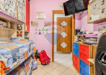 Camera / camera da letto - Casa semi indipendente Via Balzarine
 
36, Fagnano Olona - foto 8