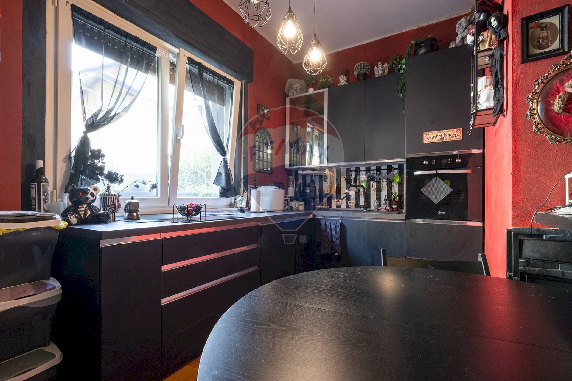 Cucina - Bilocale Via Matteotti
 
18, Cassano Magnago - foto 3