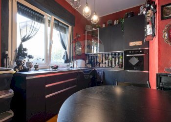 Cucina - Bilocale Via Matteotti
 
18, Cassano Magnago - foto 3