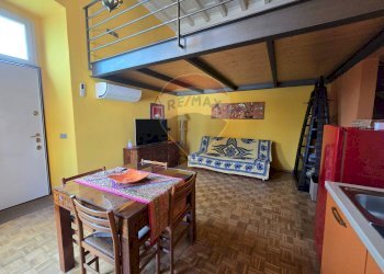 Sala da pranzo - Two-room apartment Via Roma
 
3, Caronno Pertusella - photo 4