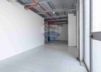 Parcheggio - Commercial Premises Via Monte San Michele
 
71, Tradate - photo 22