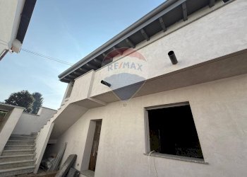 Terrazza - Trilocale VIA CADUTI DELLA LIBERAZIONE
 
6, Uboldo - foto 15