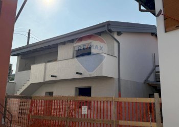 Edificio all\'aperto - Trilocale VIA CADUTI DELLA LIBERAZIONE
 
6, Uboldo - foto 16