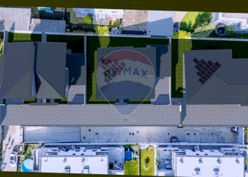 Documenti - Casa semi indipendente Via G. Deledda
 
snc, Magnago - foto 8