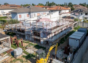 Edificio all\'aperto - Casa semi indipendente Via G. Deledda
 
snc, Magnago - foto 13