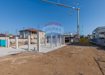 Edificio all\'aperto - Casa semi indipendente Via G. Deledda
 
snc, Magnago - foto 24