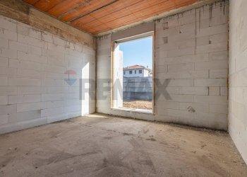 Stanza vuota - Villa Via Grazia Deledda
 
snc, Magnago - foto 13