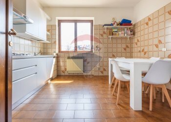 Cucina - Villa Via Maroncelli
 
4, Gallarate - foto 16