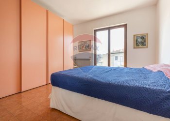 Camera / camera da letto - Villa Via Maroncelli
 
4, Gallarate - foto 21