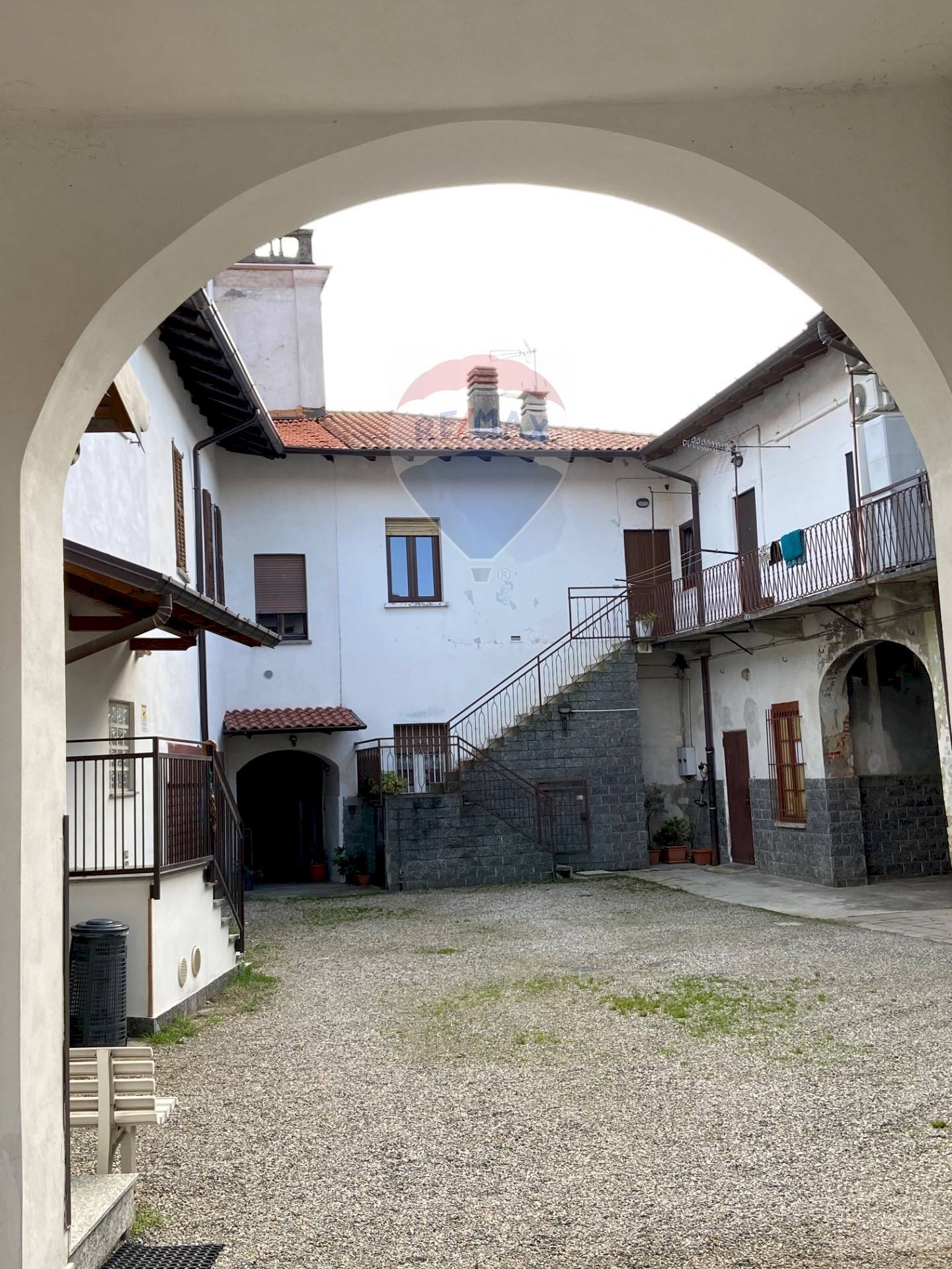 Casa all\'aperto - Casa semi indipendente Via per Premezzo
 
4, Gallarate - foto 2