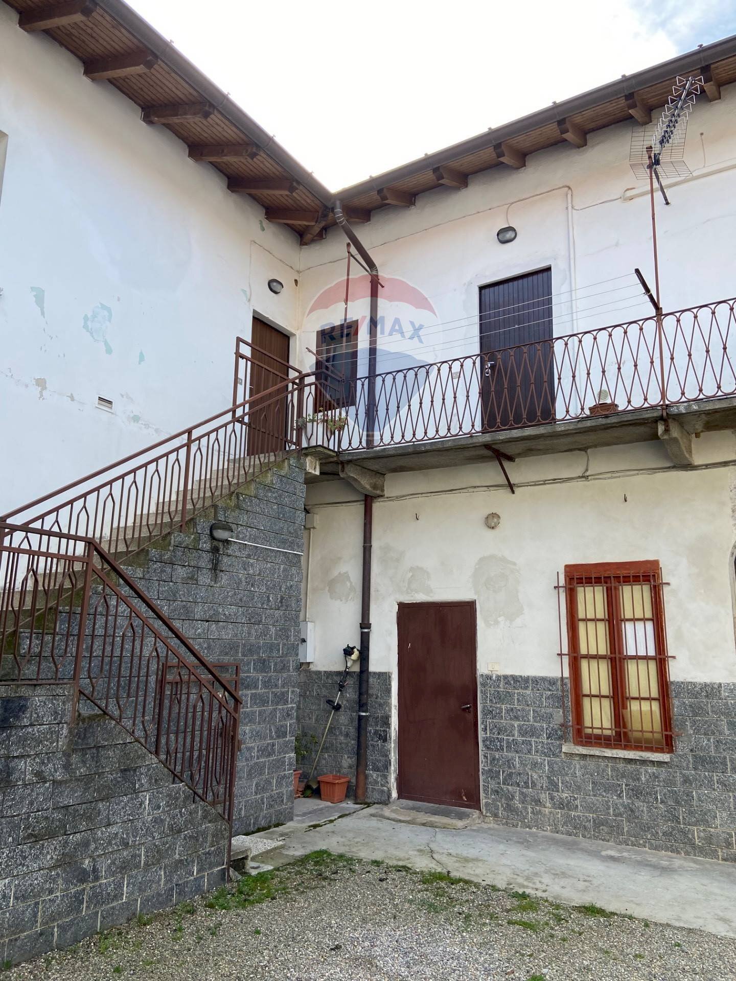 Casa all\'aperto - Casa semi indipendente Via per Premezzo
 
4, Gallarate - foto 3