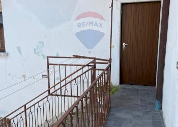 Balcone - Casa semi indipendente Via per Premezzo
 
4, Gallarate - foto 4