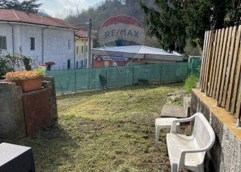 Giardino - Casa semi indipendente Via per Premezzo
 
4, Gallarate - foto 6