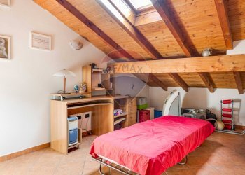 Camera / camera da letto - Casa semi indipendente Via Antonio Vivaldi
 
114/c, Cavaria con Premezzo - foto 15