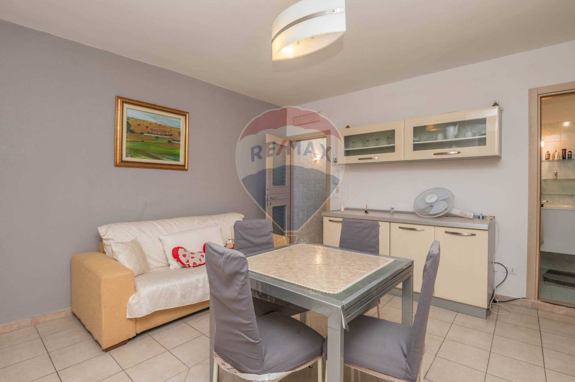 Sala da pranzo - Casa indipendente VIA COLONNELLO UMBERTO MADDALENA
 
8, Ragusa - foto 3