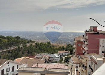 Edificio all\'aperto - Casa indipendente via Conte Manfredi
 
2, Chiaramonte Gulfi - foto 18