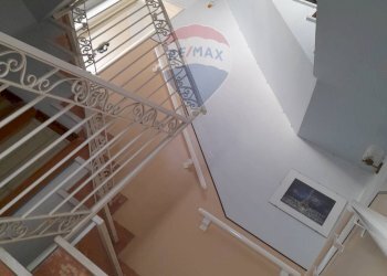 Scale - Casa indipendente via Conte Manfredi
 
2, Chiaramonte Gulfi - foto 30