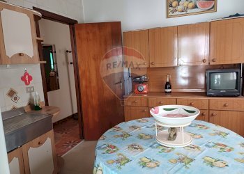 Sala da pranzo - Casa indipendente via Grancavalli
 
19/23, Ragusa - foto 23