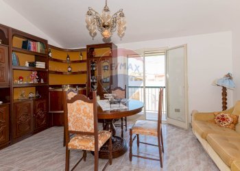 Sala da pranzo - Appartamento VIA MIRAMARE / VIA BALLILA
 
44, Santa Croce Camerina - foto 4