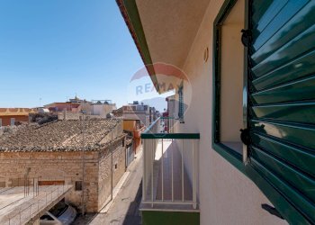Balcone - Appartamento VIA MIRAMARE / VIA BALLILA
 
44, Santa Croce Camerina - foto 16