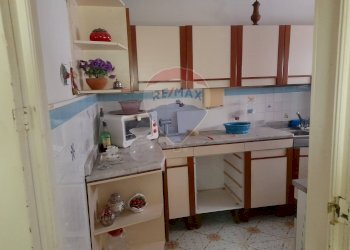 Cucina - Casa indipendente via Tommaso Chiavola
 
18, Chiaramonte Gulfi - foto 12