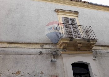 Edificio all\'aperto - Casa indipendente via Tommaso Chiavola
 
18, Chiaramonte Gulfi - foto 35