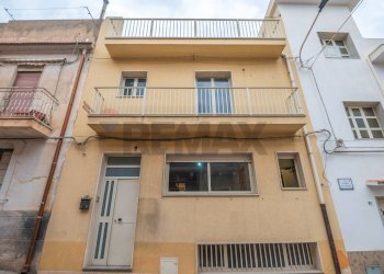 Edificio all\'aperto - Casa indipendente Comiso - foto 1