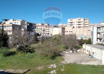 Edificio all\'aperto - Casa indipendente Via Ercolano
 
77-79, Ragusa - foto 5