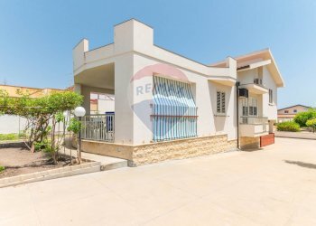 Casa all\'aperto - Villa viale Kennedy
 
136, Ispica - foto 3